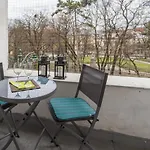 Modern In Old City Apartahotel Cracovia
