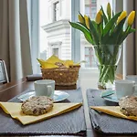 Modern In Old City 3*