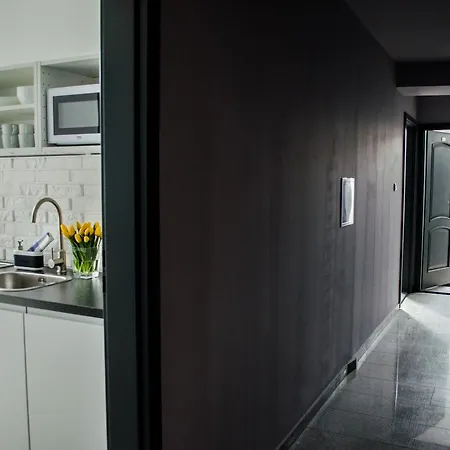 Ξενοδοχείο με διαμερίσματα Modern In Old City 3*