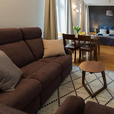 Apartahotel Modern In Old City Cracovia