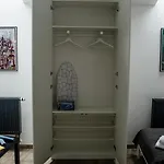 Aparthotel Modern In Old City 3*