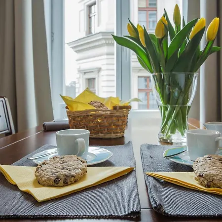 Modern In Old City 3*