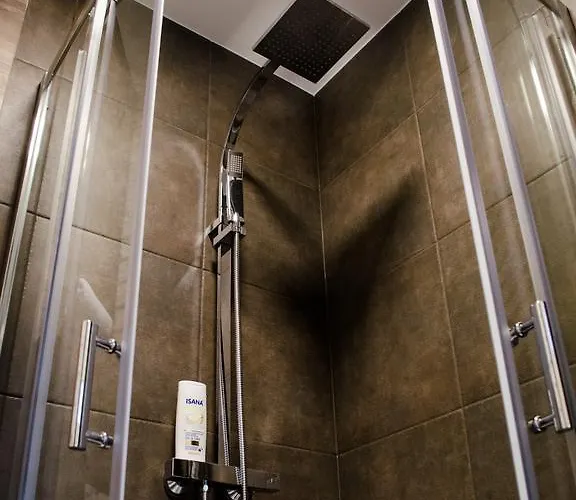 Apartmanhotel Modern In Old City