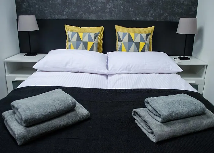 Modern In Old City 3*