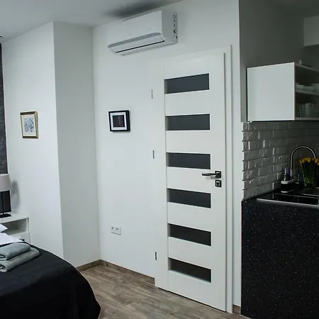 Modern In Old City 3* 크라쿠프